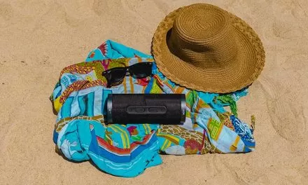 Caixa de som para praia – 4 modelos para comprar em 2023