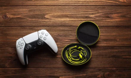 Fone com microfone para jogos: como escolher seu fone gamer
