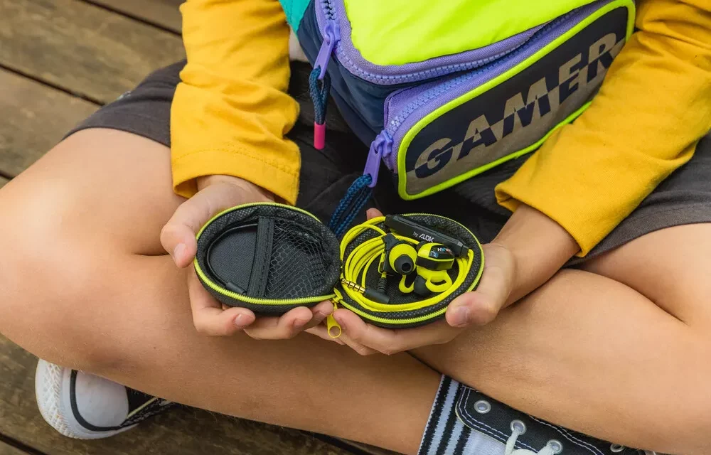 Guia definitivo: como enrolar seus fones de ouvido sem emaranhar
